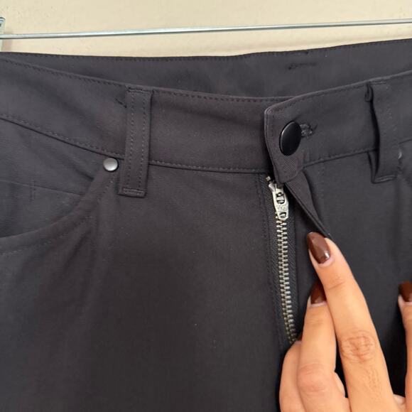 Lululemon Black ABC Slim-Fit 5 Pocket Pant 32L Warpstreme sz 32 - Picture 3 of 8